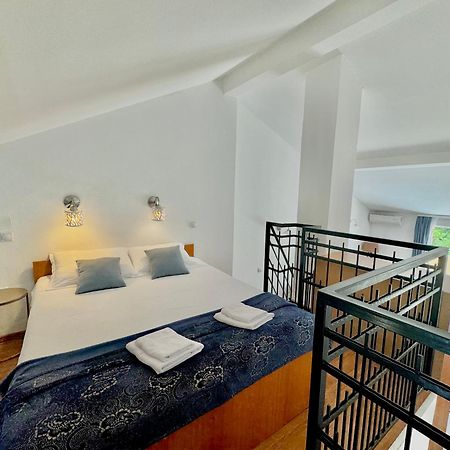 For-A Apartmani เบชิชิ ภายนอก รูปภาพ
