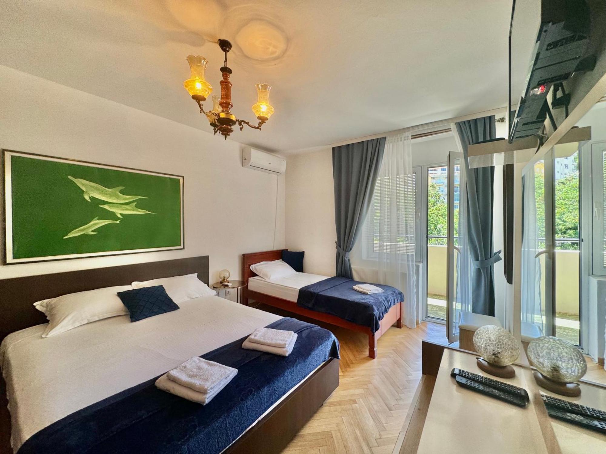 For-A Apartmani เบชิชิ ภายนอก รูปภาพ