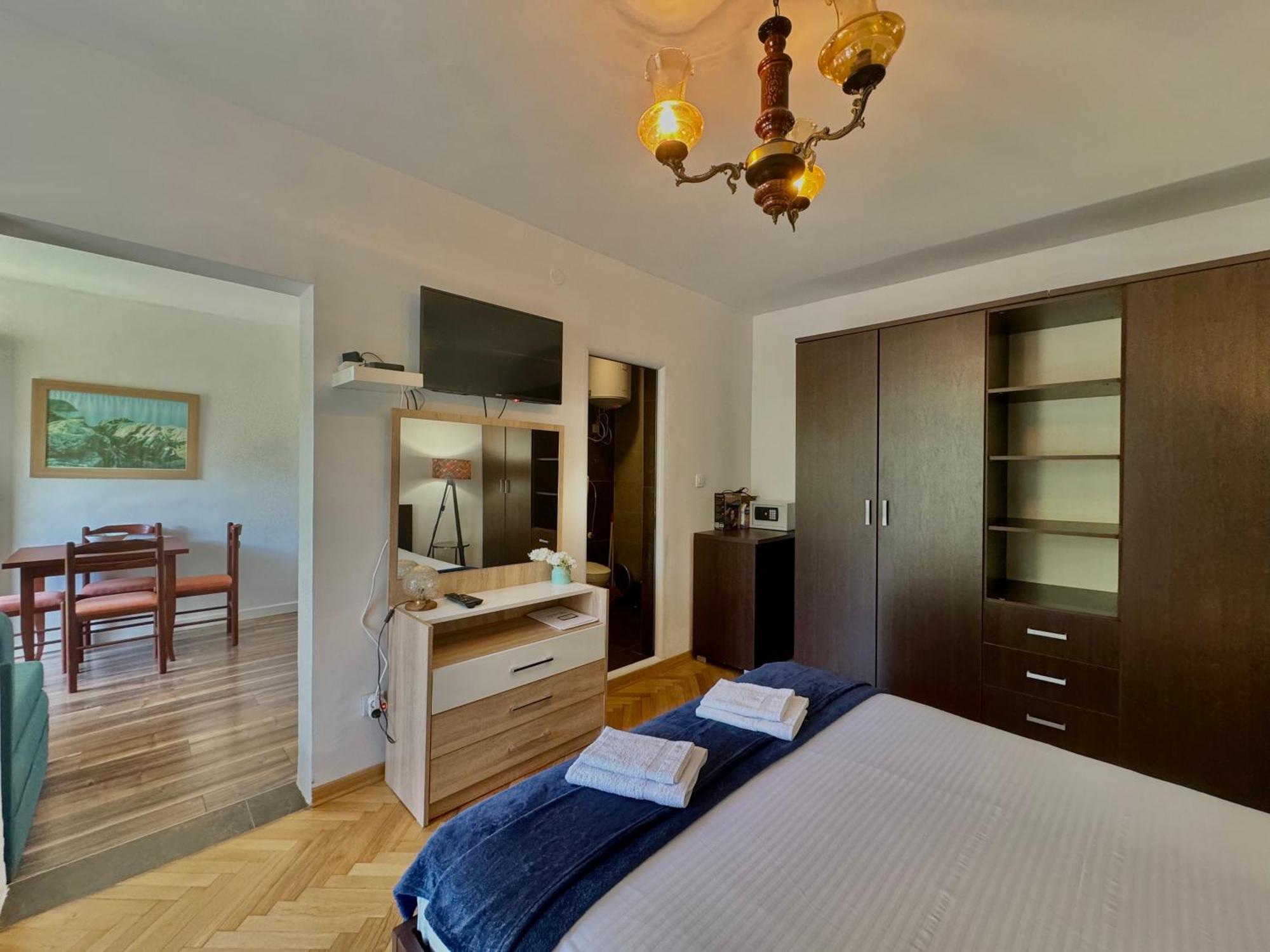 For-A Apartmani เบชิชิ ภายนอก รูปภาพ