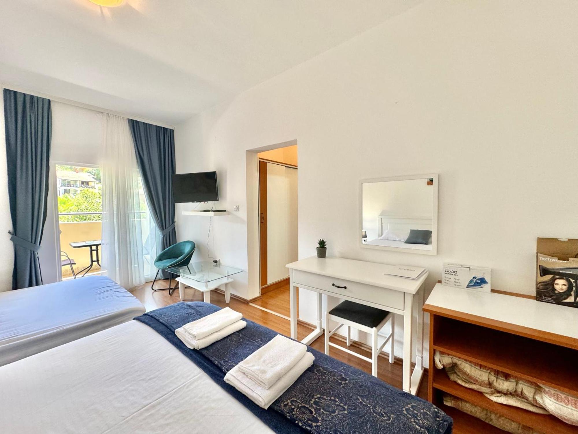 For-A Apartmani เบชิชิ ภายนอก รูปภาพ