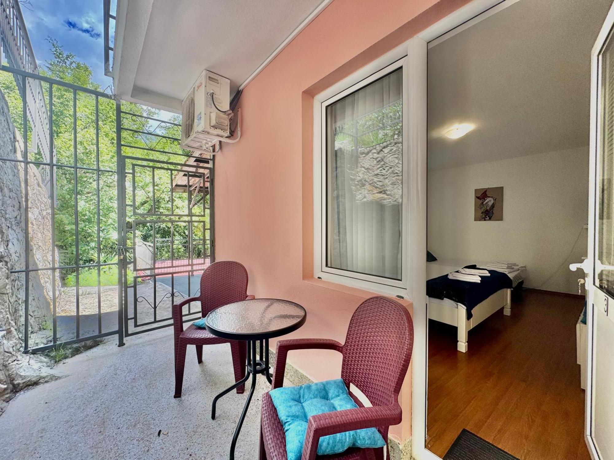 For-A Apartmani เบชิชิ ภายนอก รูปภาพ